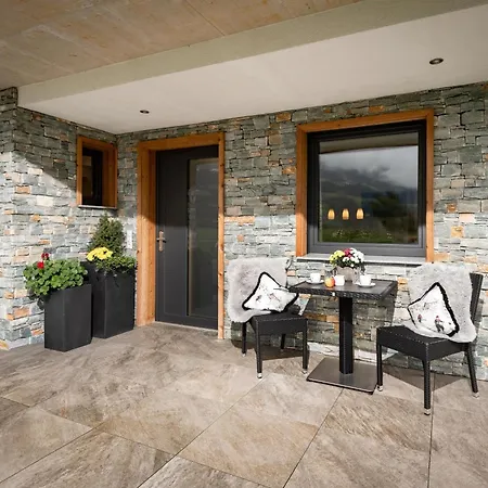 Theresa Apartman Fügen